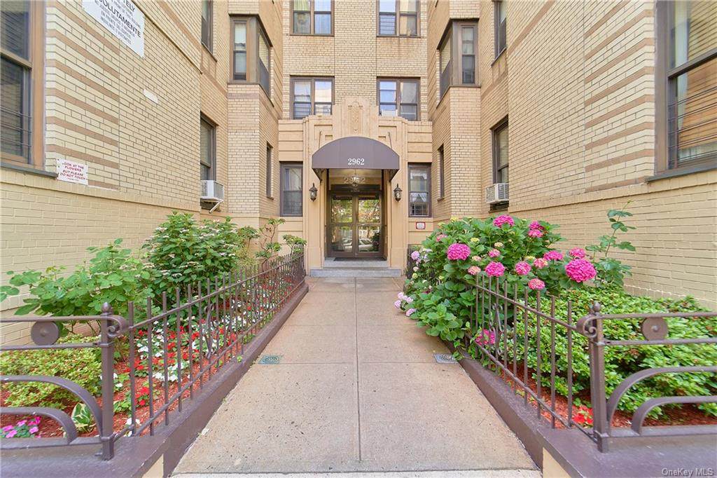 2962 Decatur Avenue - Photo 1
