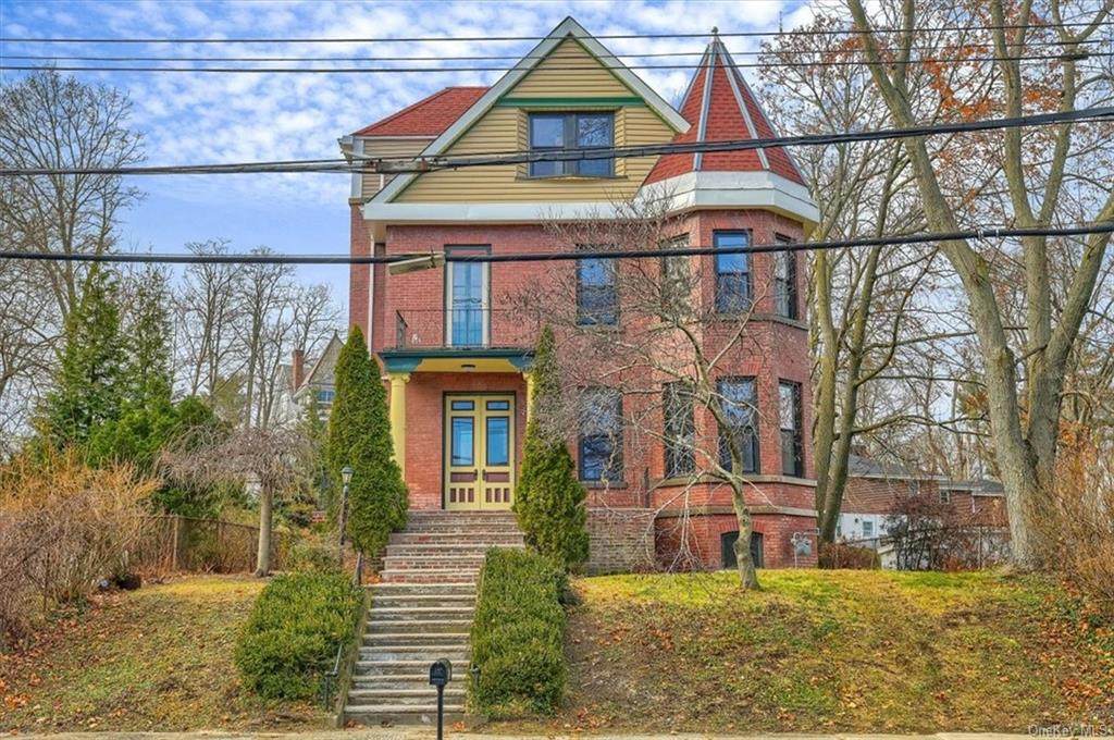511 Grand Avenue - Photo 1