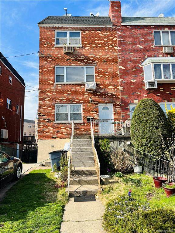 3119 Harding Avenue - Photo 1