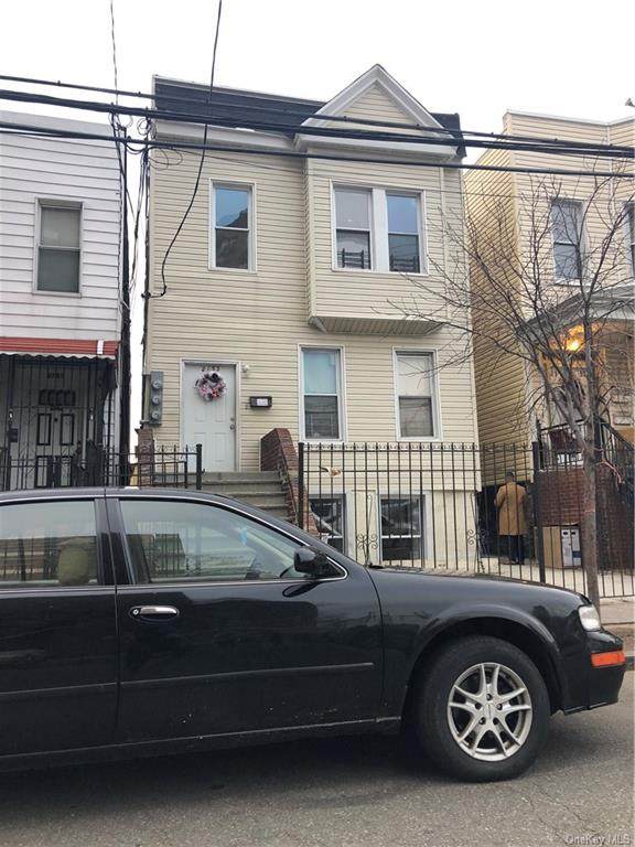 2153 Belmont Avenue - Photo 1