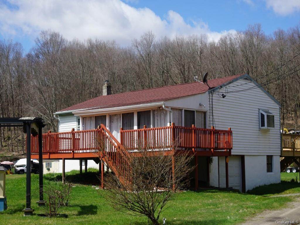 5 Hillside Drive - Photo 1