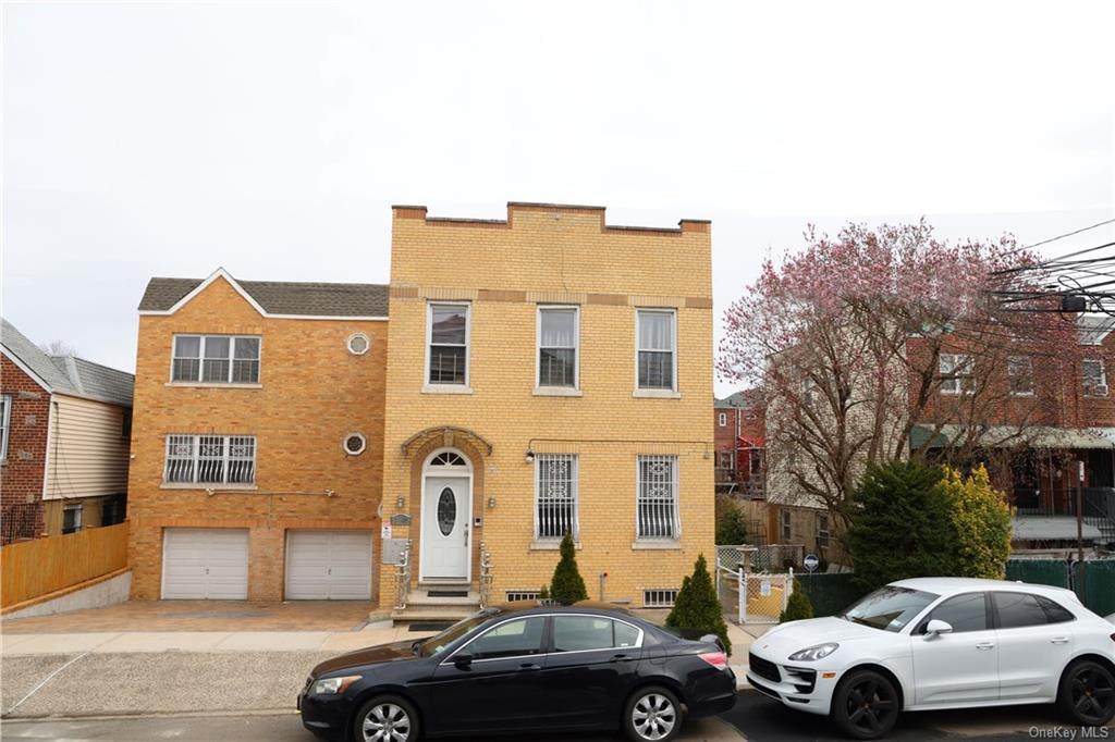 2740 Lurting Avenue - Photo 1