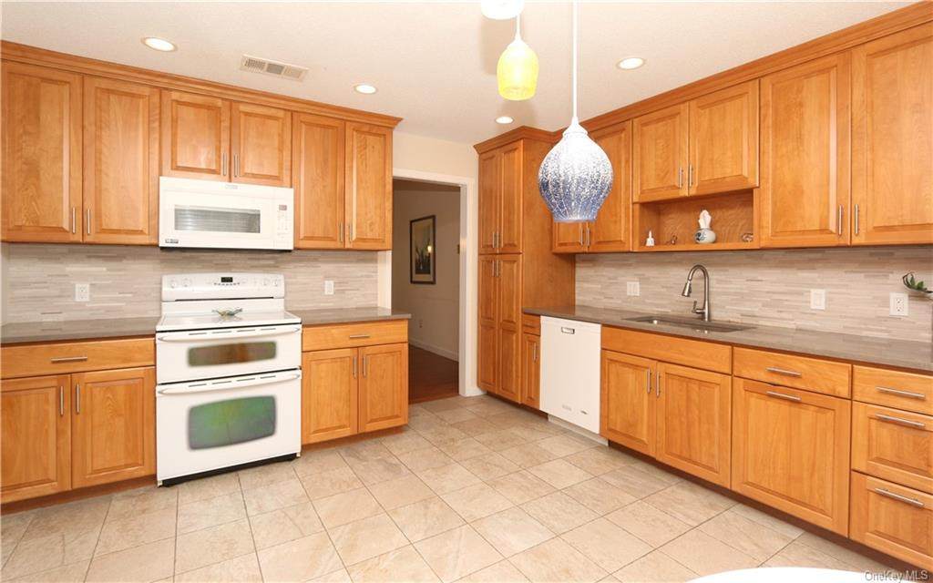 376 Heritage Hills - Photo 1