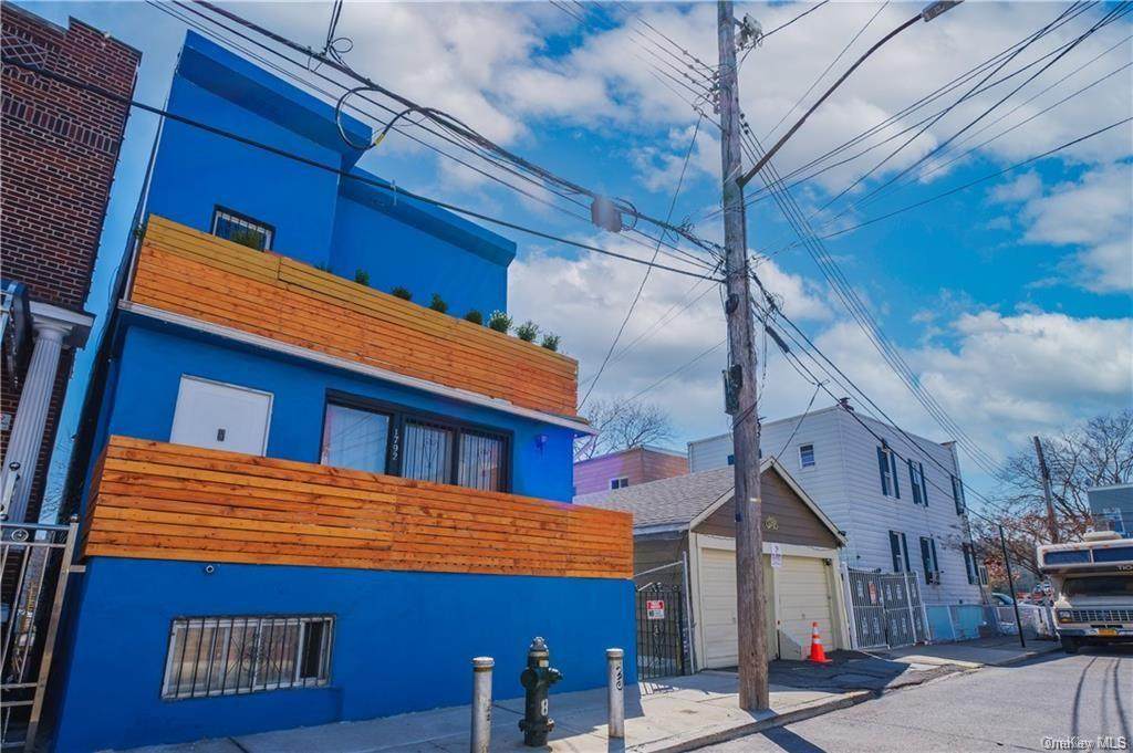 1792 Guion Place - Photo 1