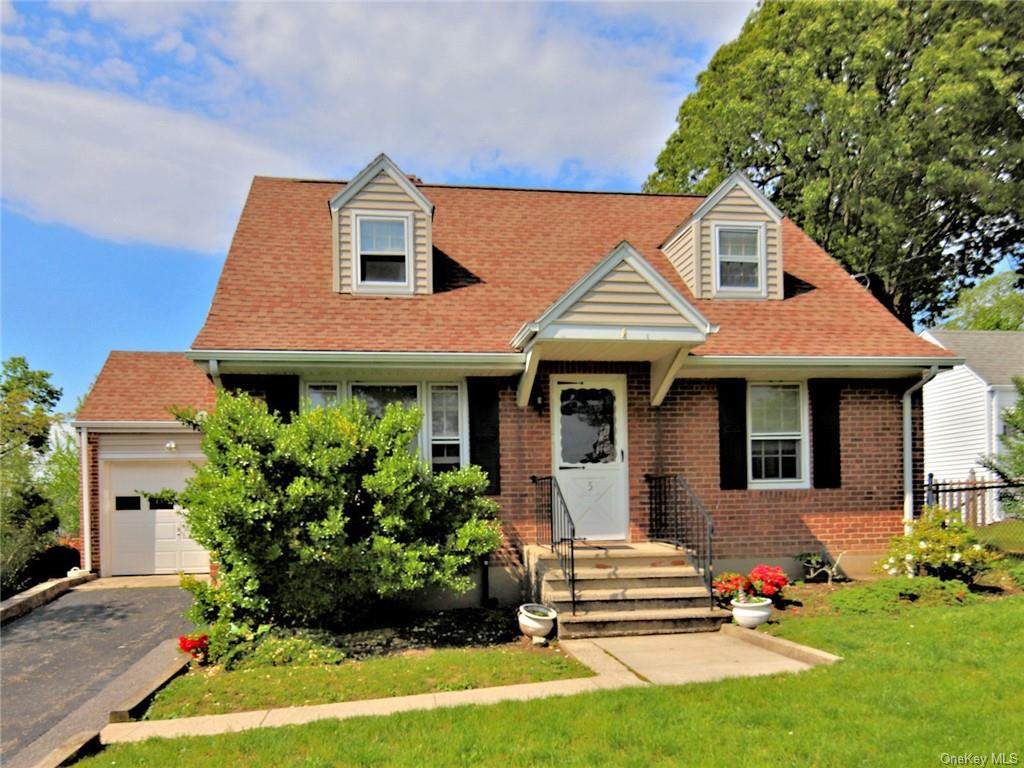 5 Maywood Avenue - Photo 1