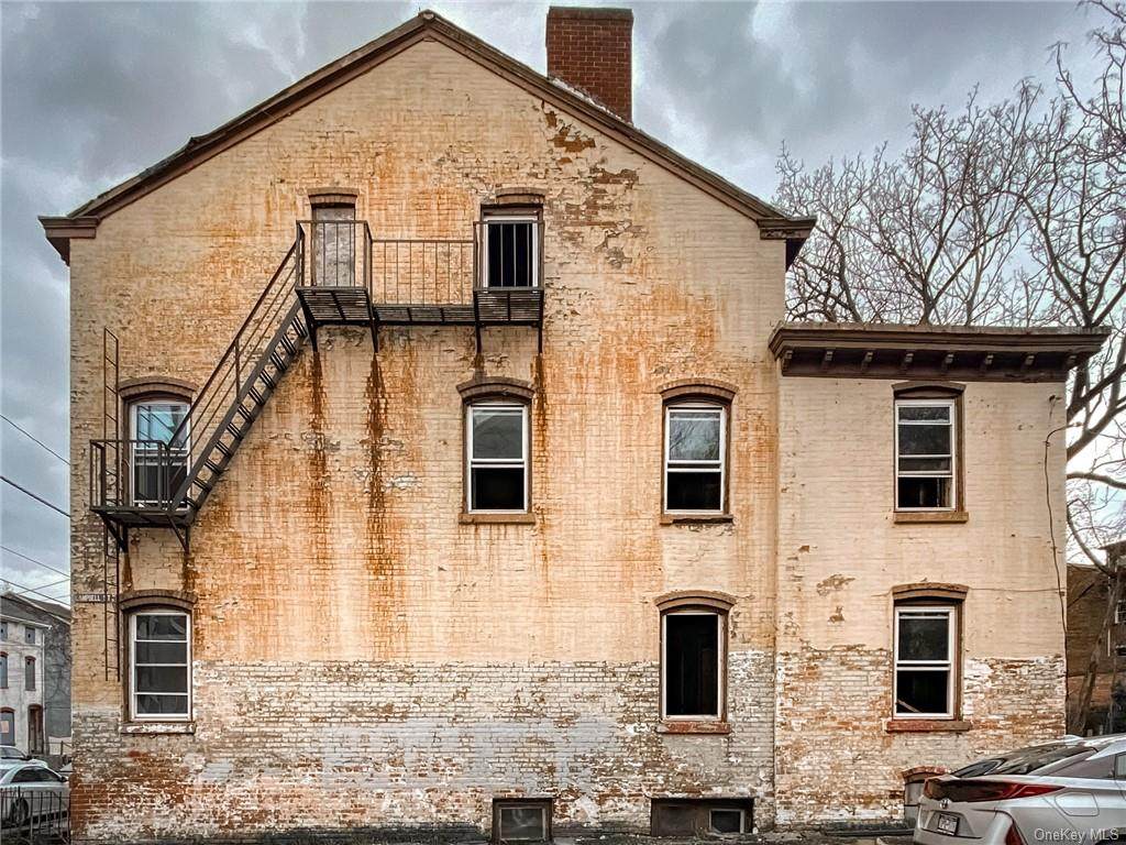 74 Lander Street - Photo 1