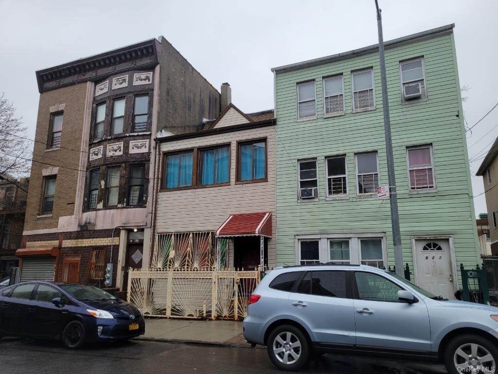819 Union Avenue - Photo 1