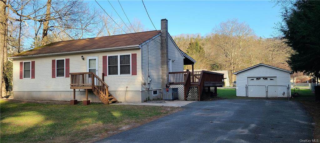 8 4th Street - Photo 1