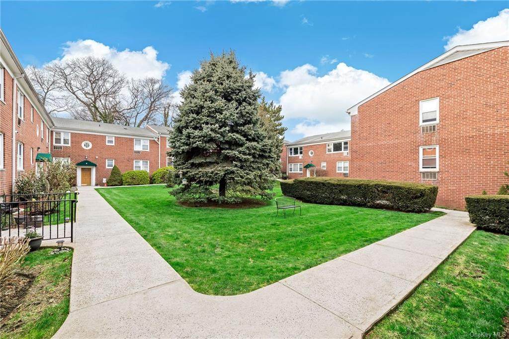 643 Pelham Road - Photo 1