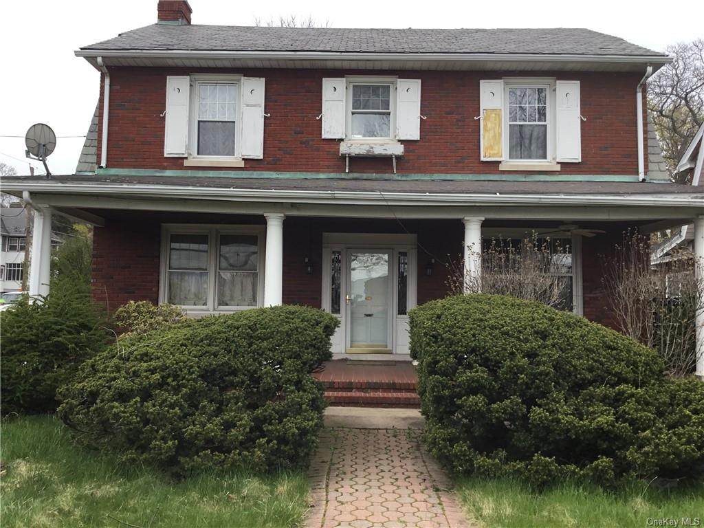 345 Powell Avenue - Photo 1