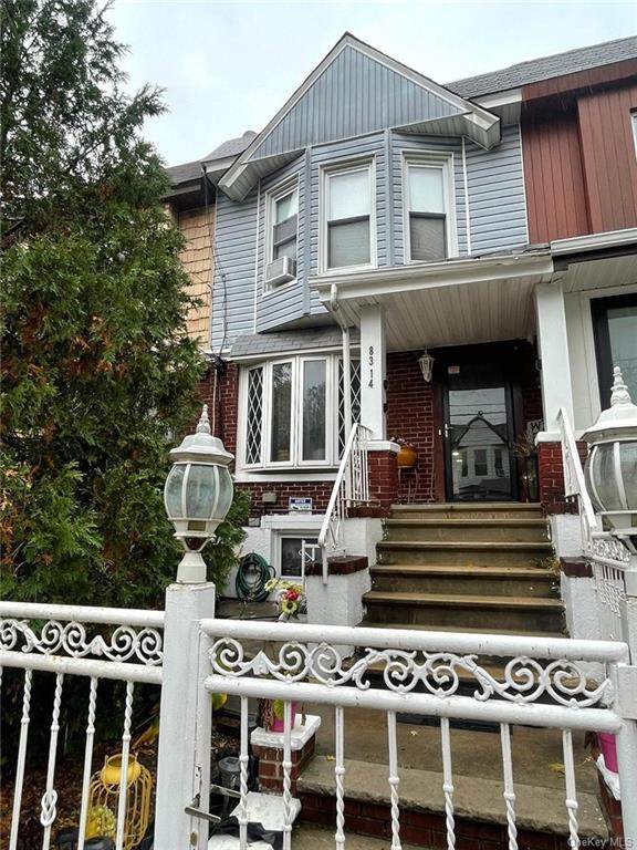 8314 94th Street - Photo 1