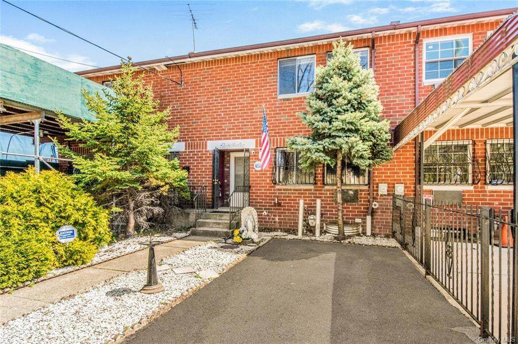 12 Wade Square - Photo 1