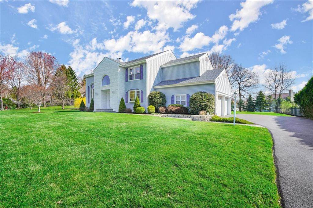 320 Essex Fells Court - Photo 1