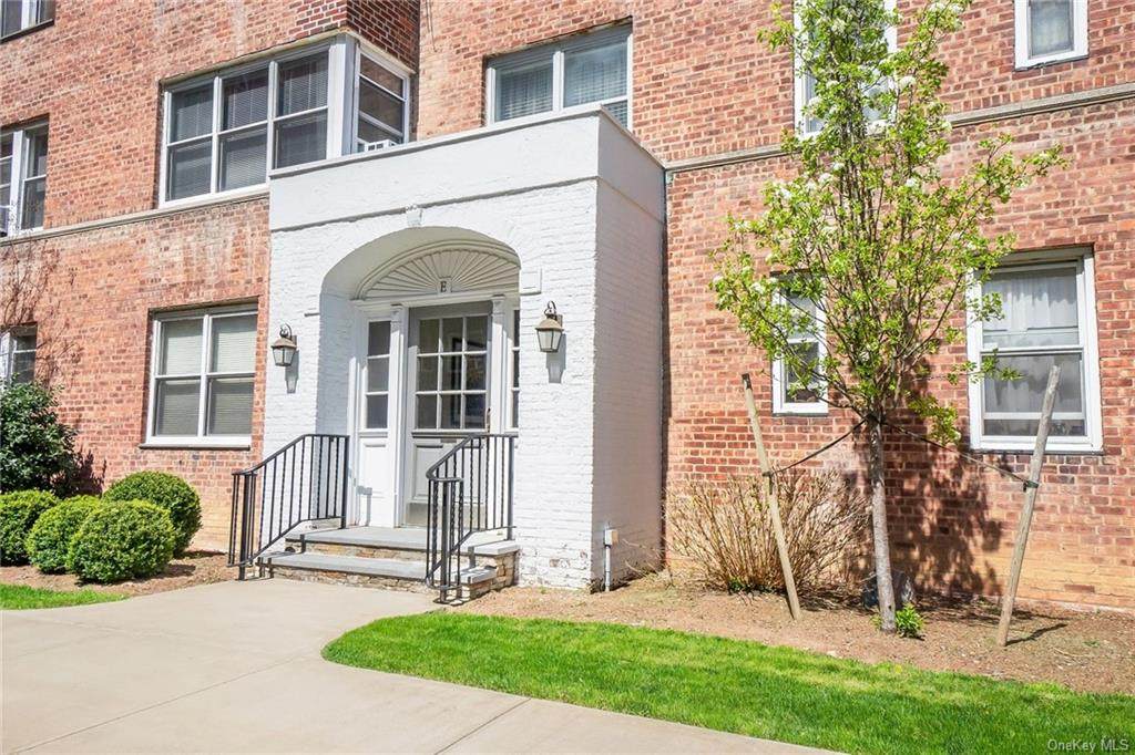 1 Bronxville Road - Photo 1