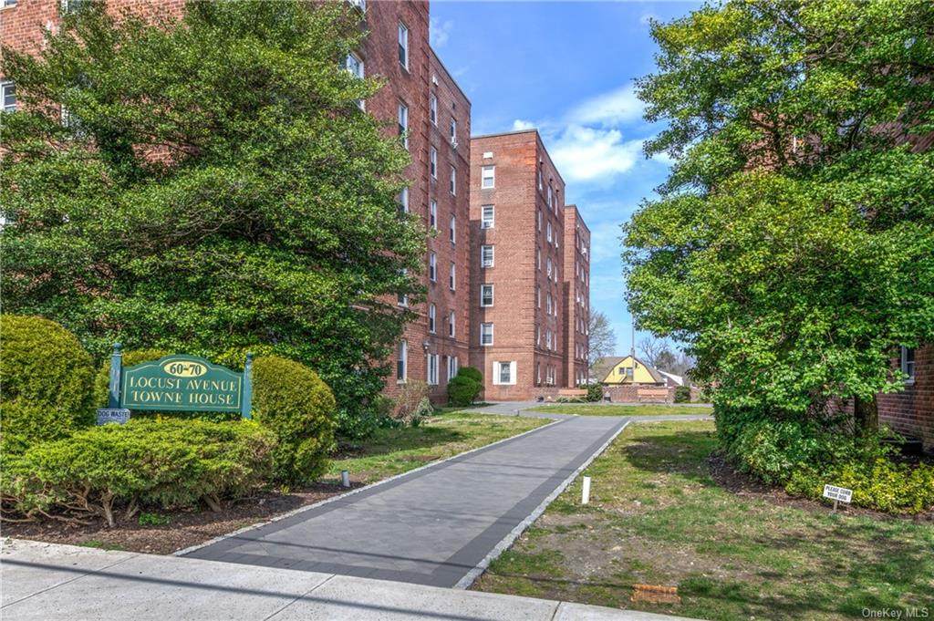 70 Locust Avenue - Photo 1