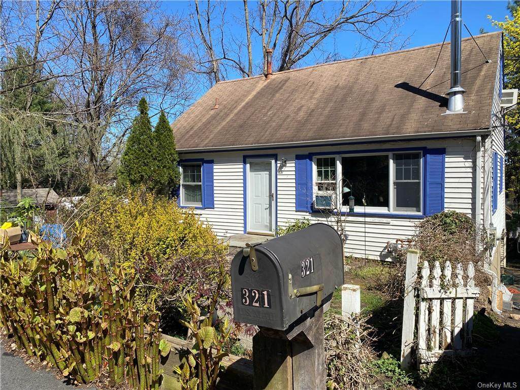 321 Front Street - Photo 1