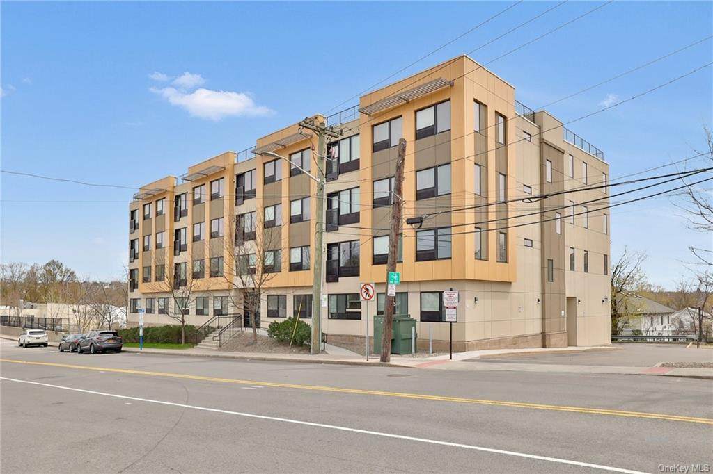 68 Lake Street - Photo 1