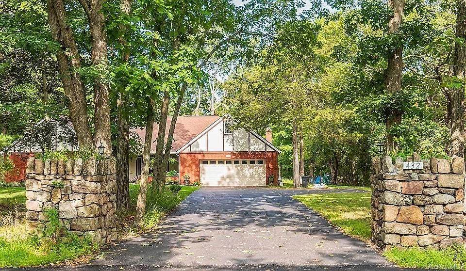 432 Rye Hill Road - Photo 1