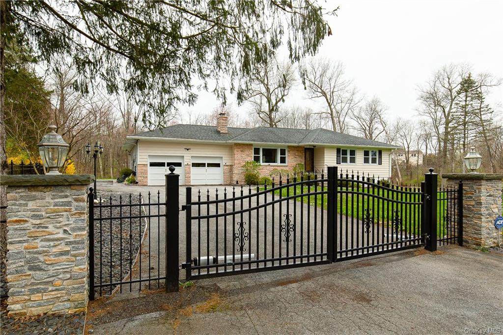 18 Russell Road - Photo 1