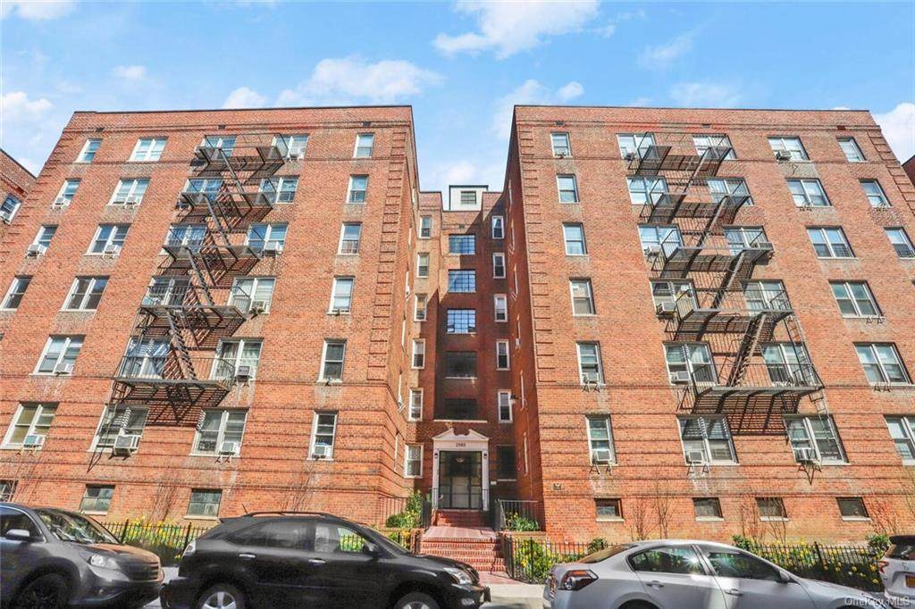 2080 Barnes Avenue - Photo 1