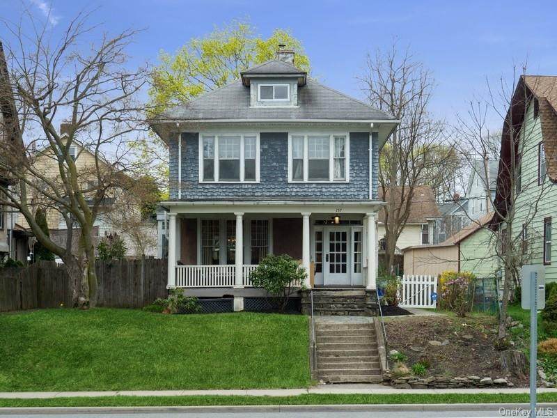 157 Robinson Avenue - Photo 1