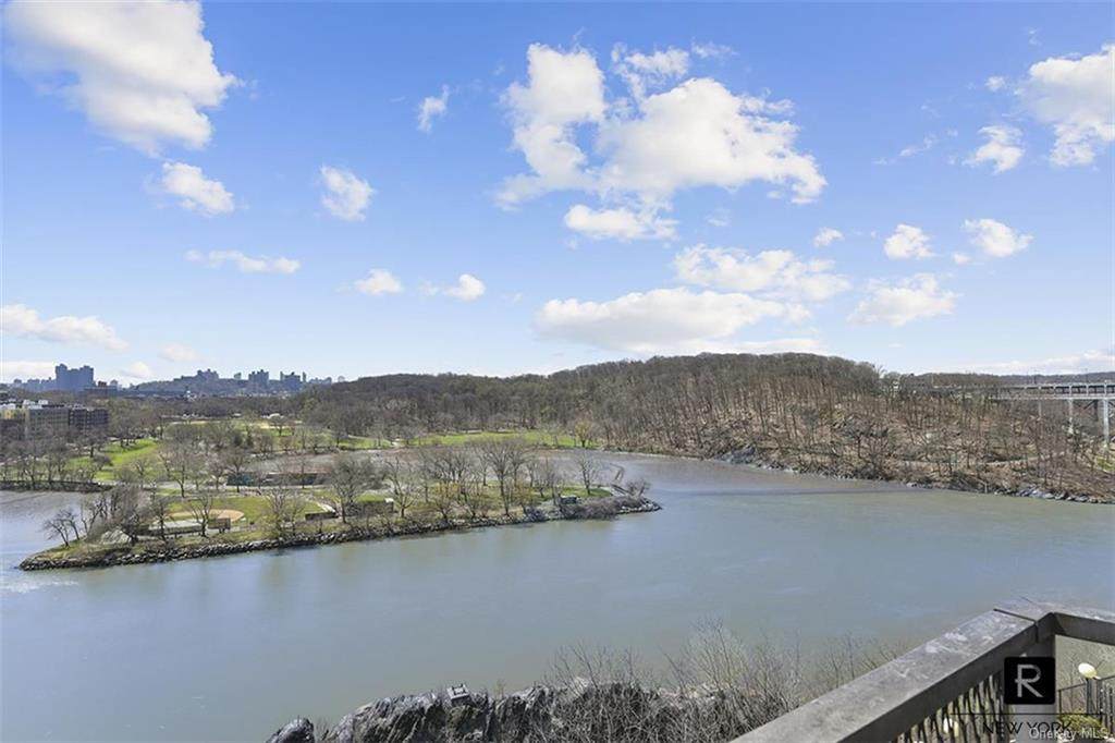 2400 Johnson Avenue - Photo 1