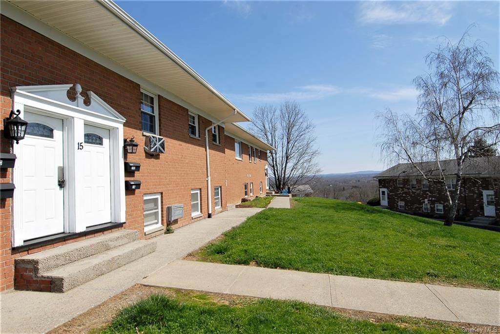 15 Alpine Drive - Photo 1