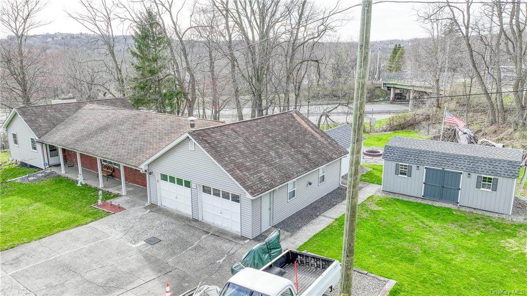 133 Pine Hill Road - Photo 1