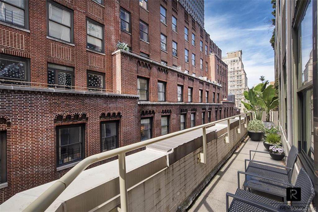 99 John Street - Photo 1