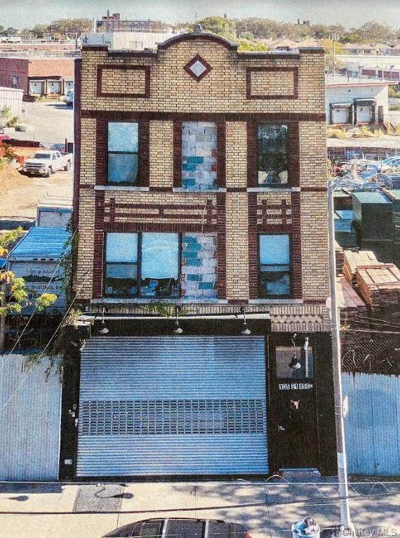 105-31 150th Street - Photo 1