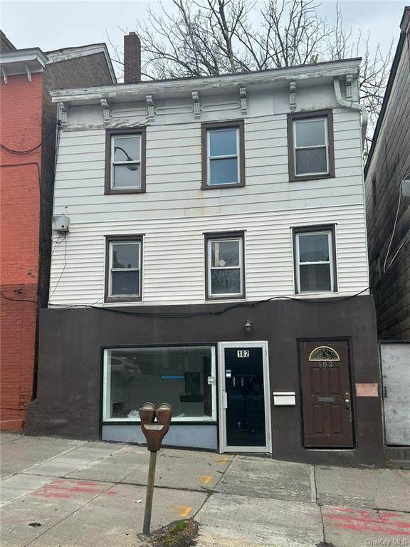 182 Broadway - Photo 1