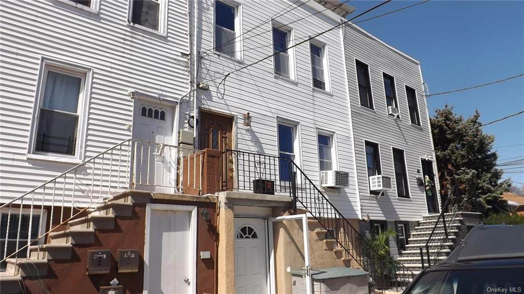 1319 Balcom Avenue - Photo 1