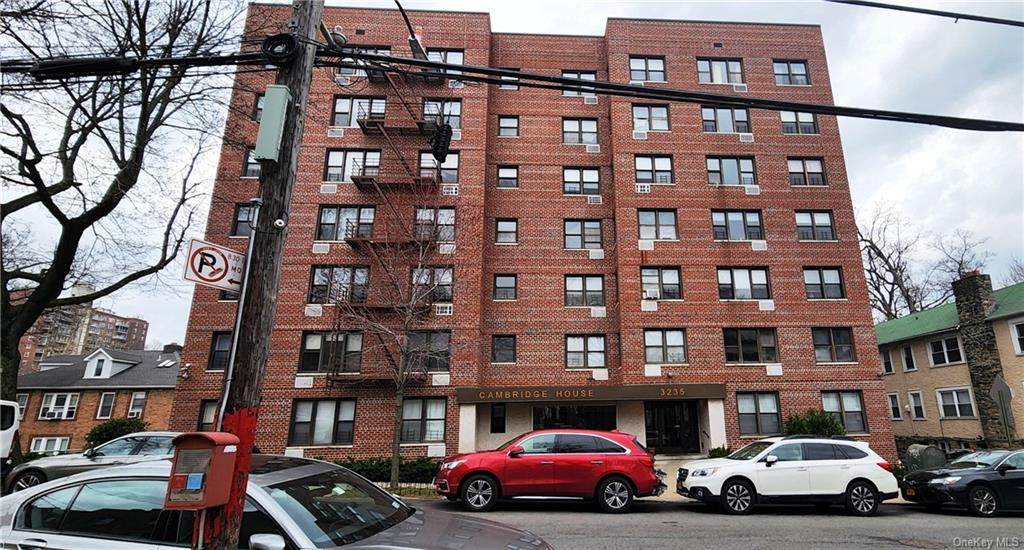 3235 Cambridge Avenue - Photo 1