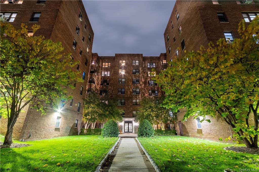 485 Lincoln Avenue - Photo 1