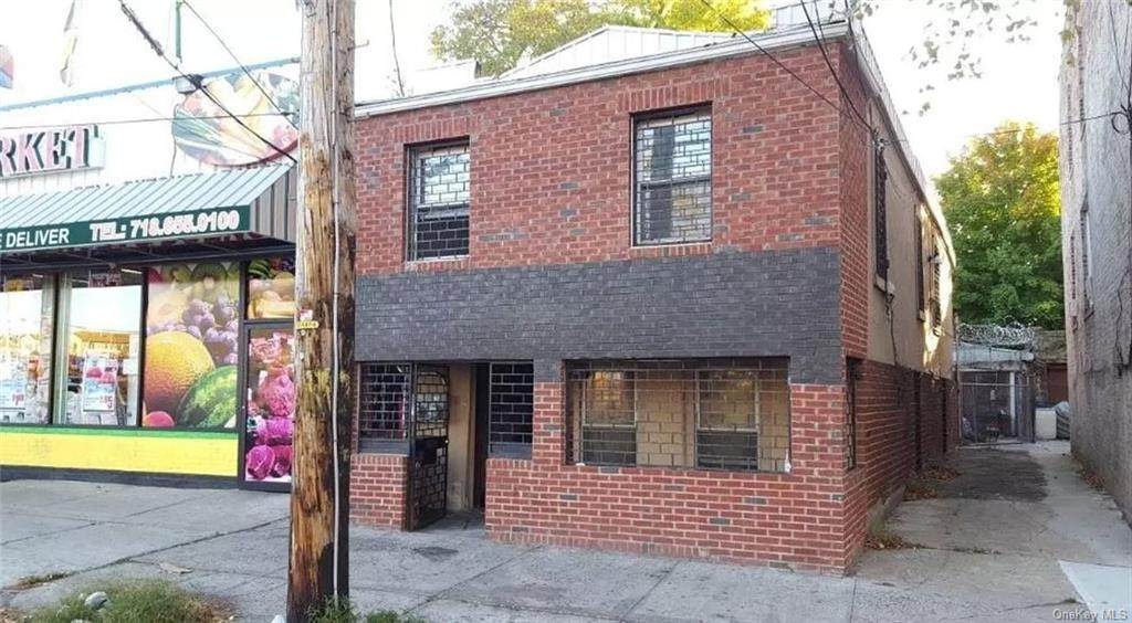 2466 Williamsbridge Road - Photo 1
