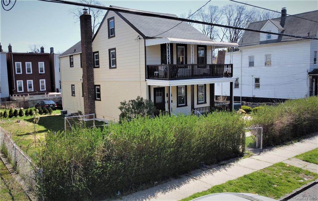 113 13th Avenue - Photo 1