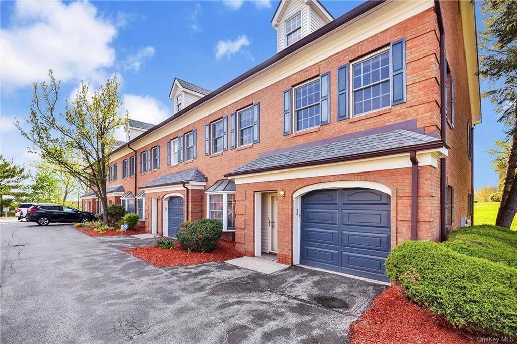 142 High Point Circle - Photo 1