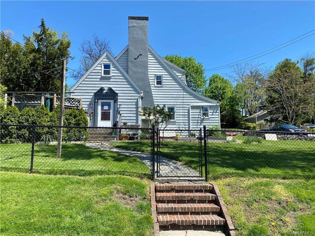 601 Washington Street - Photo 1