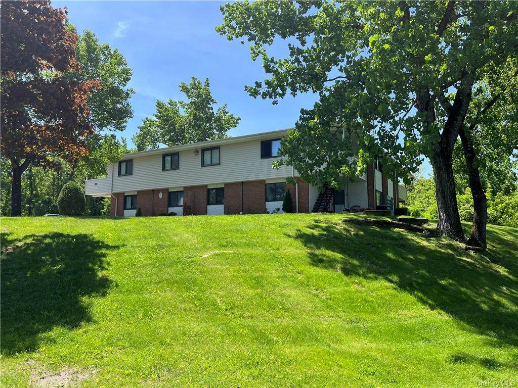 2103 Baldwin Lane - Photo 1