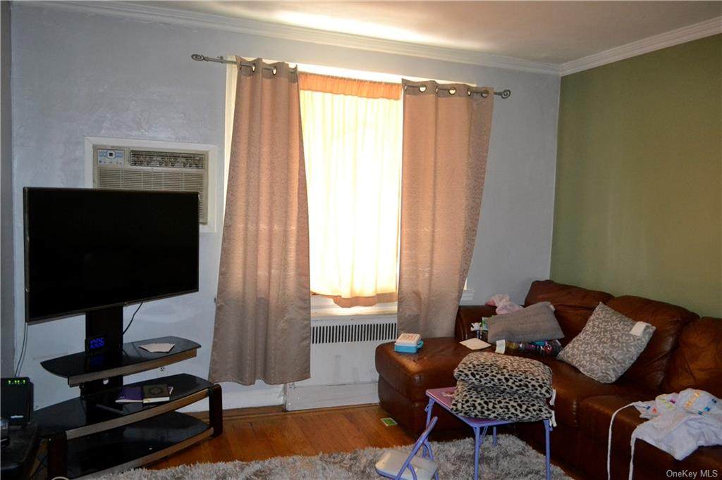 2929 Fenton Avenue - Photo 1