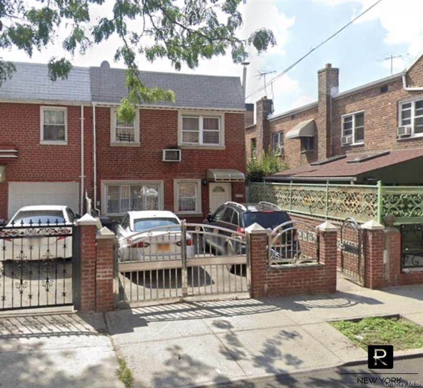 32-10 93rd Street - Photo 1