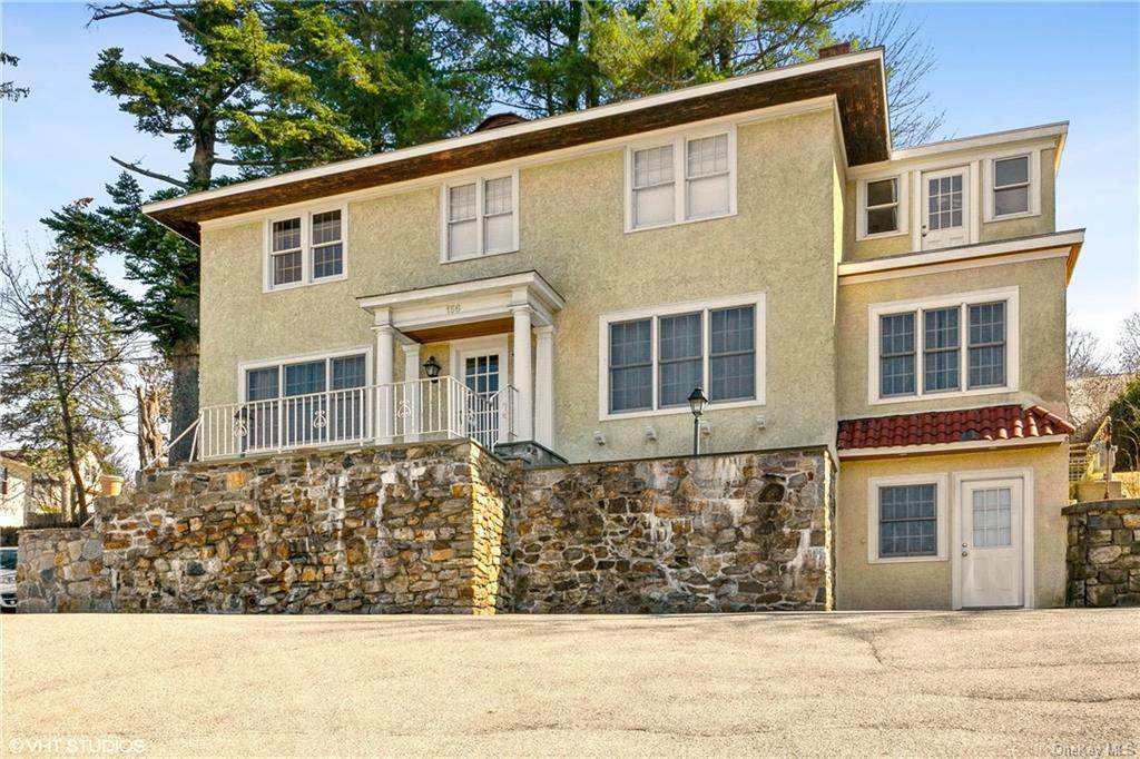 156 Broadway - Photo 1