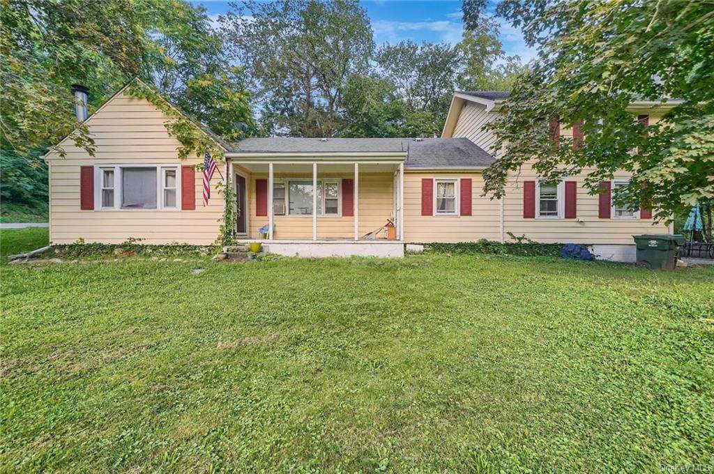 585 Clove Road - Photo 1