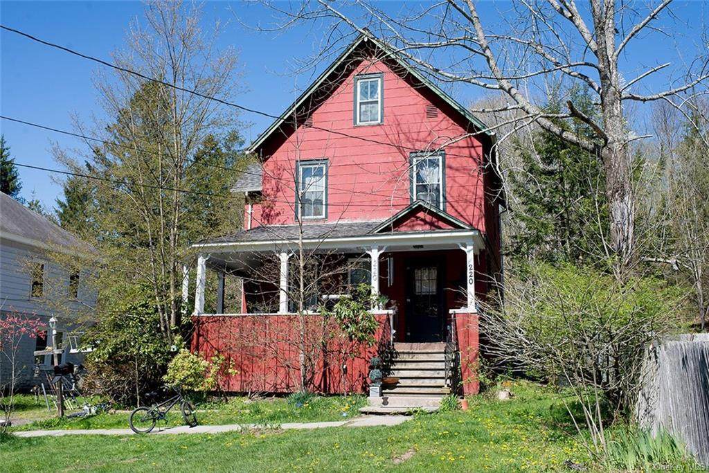 220 Sprague Avenue - Photo 1
