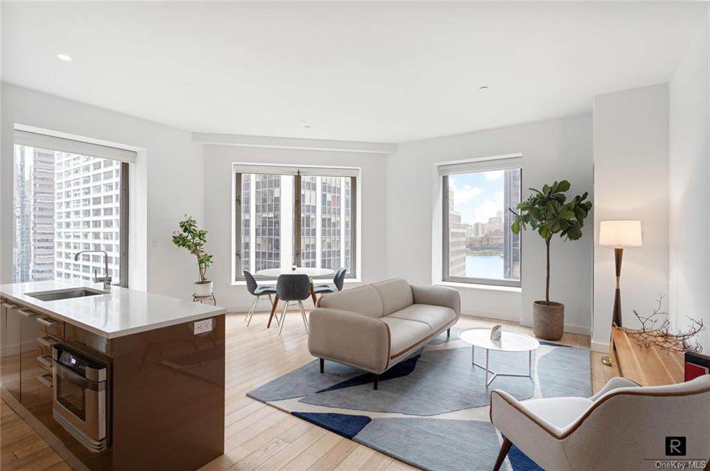 75 Wall Street - Photo 1