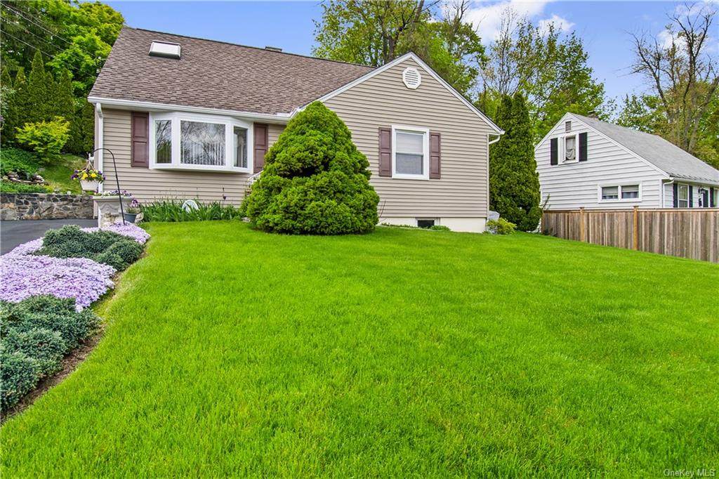 57 Iroquois Road - Photo 1