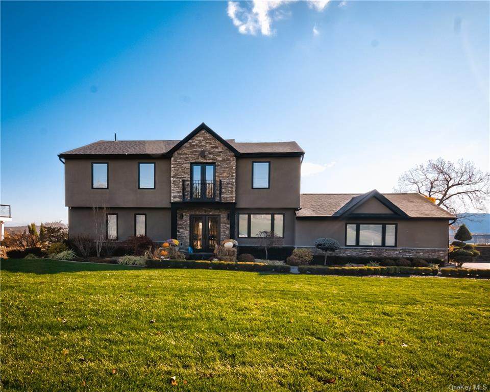 32 Susan Drive - Photo 1