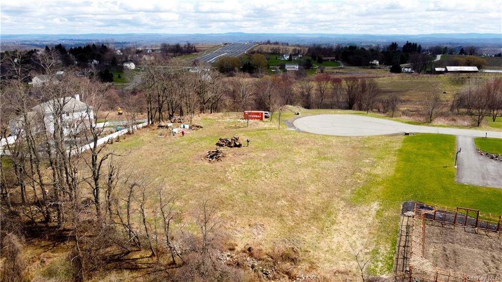 27 Quaker Hill Road - Photo 1