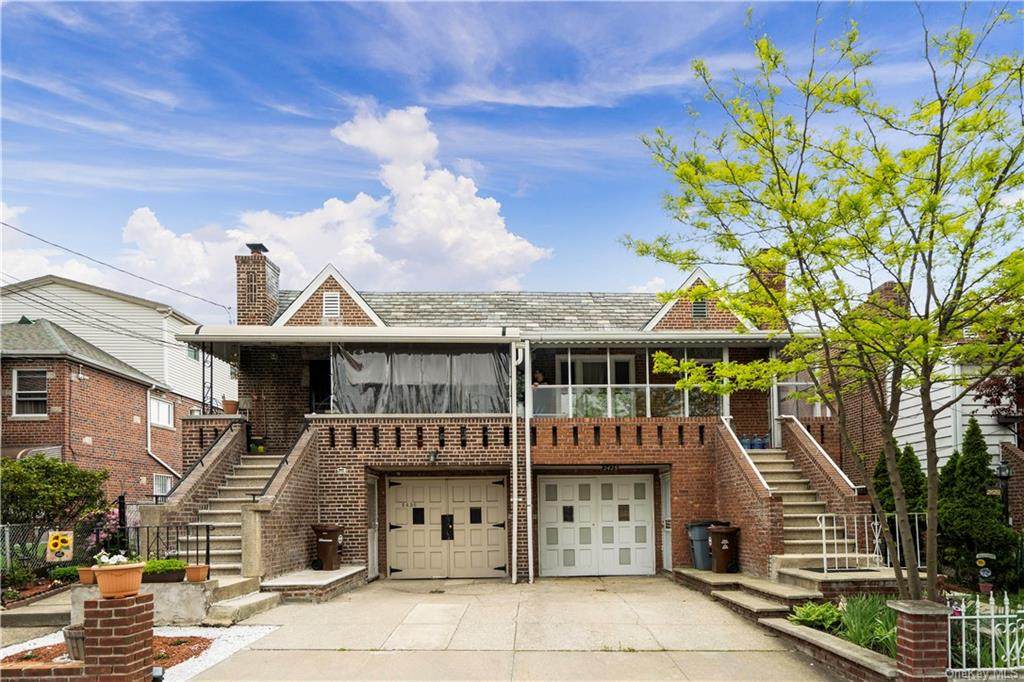 2426 Woodhull Avenue - Photo 1