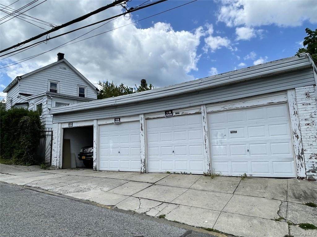 177 Webster Avenue - Photo 1